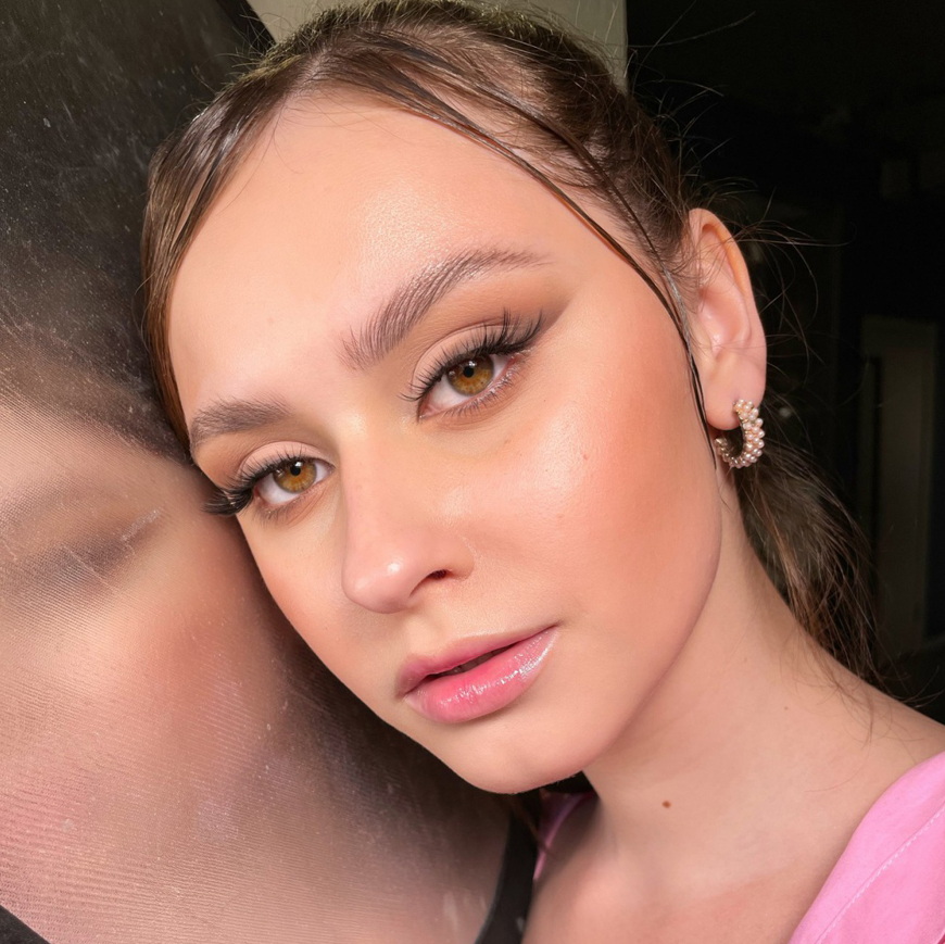 Кому подойдет курс «Макияж для себя»